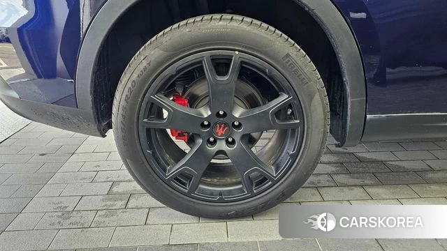 Maserati Levante id 4568243 из Кореи 27