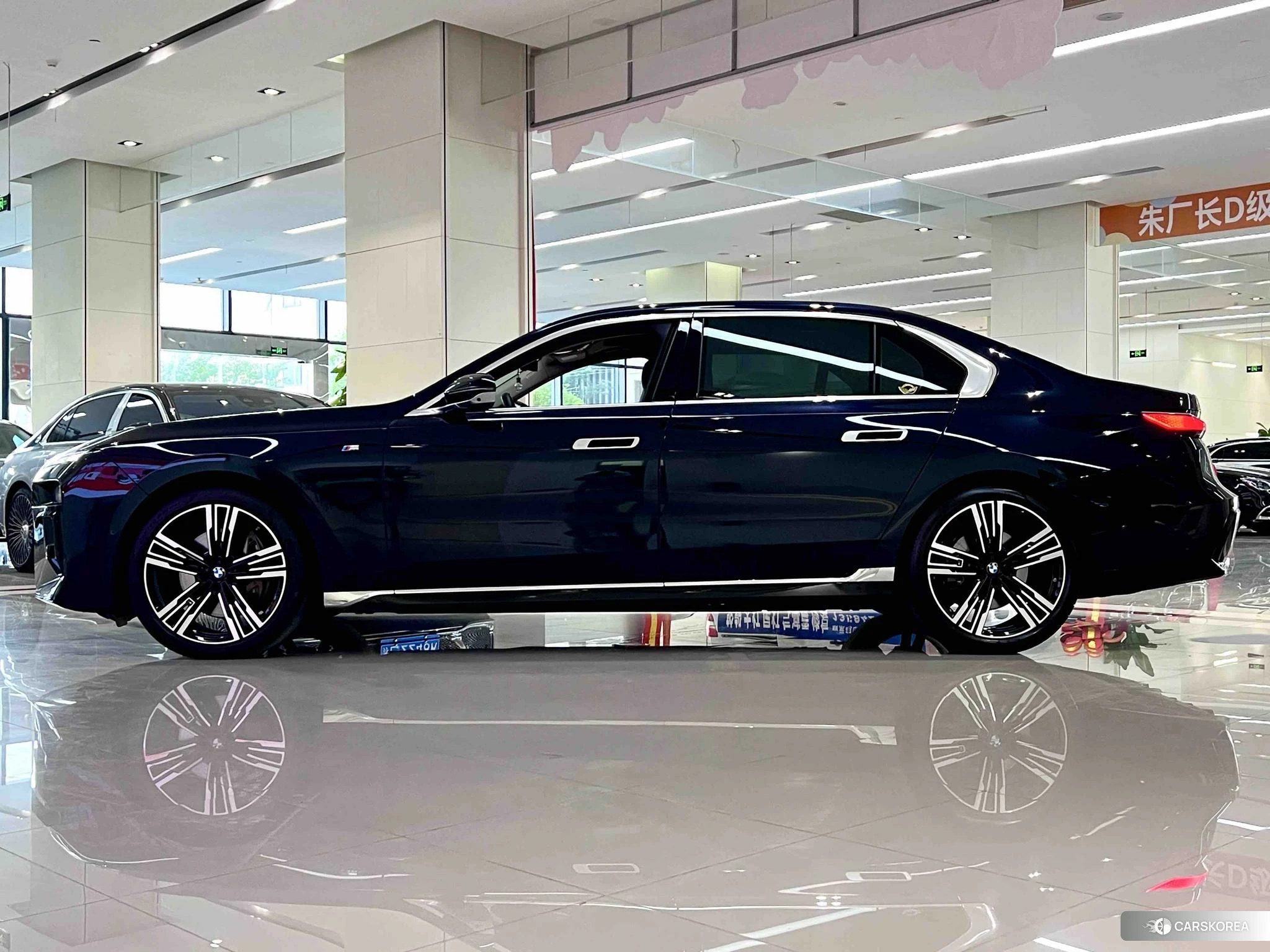 BMW 7 series 2022 Черный из Китая, фото 5