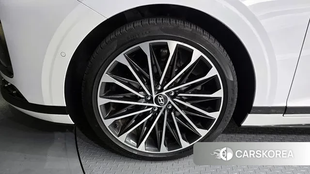 Hyundai Grandeur Hybrid (GN7) id 2974470 из Кореи 15