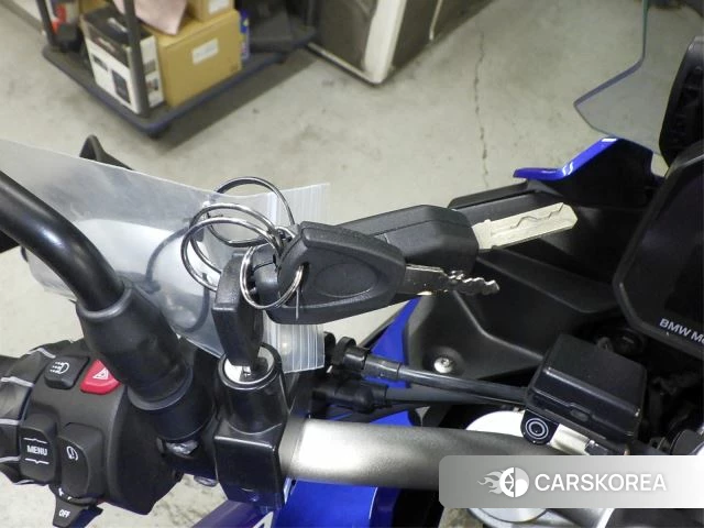 BMW F900XR id 3946239 из Японии 27