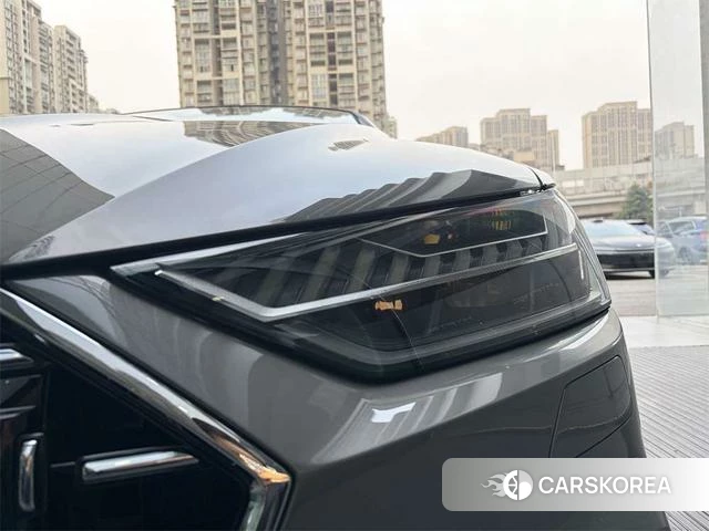 Audi A7L id 4333703 из Китая 9