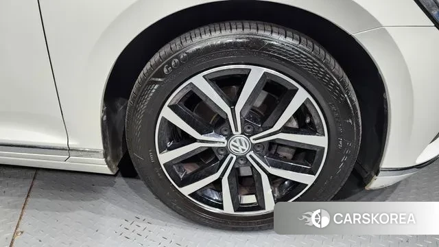 Volkswagen Passat GT (B8) id 3005003 из Кореи 15