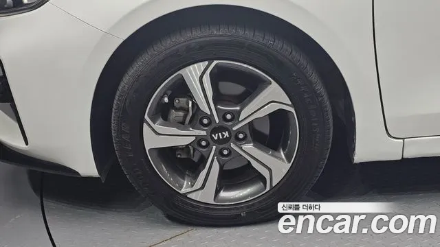 Kia Come New K3 id 2718910 из Кореи 15