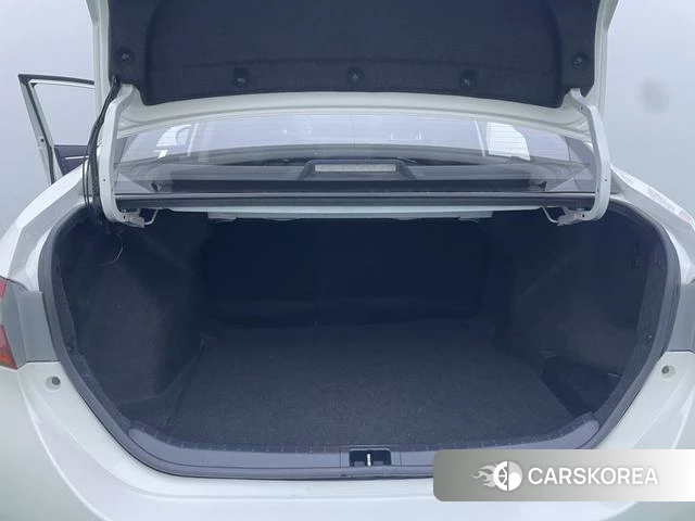 Toyota Corolla id 4240673 из Китая 7