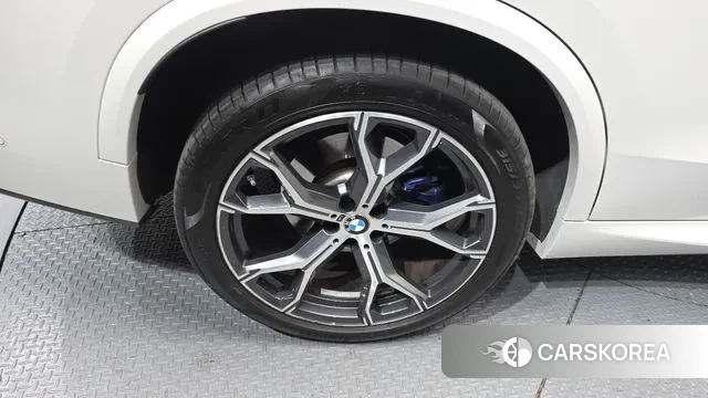 BMW X5 (G05) id 3544656 из Кореи 15