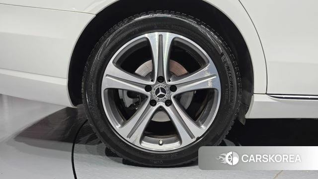 Mercedes-Benz E-Class W213 id 4430078 из Кореи 28