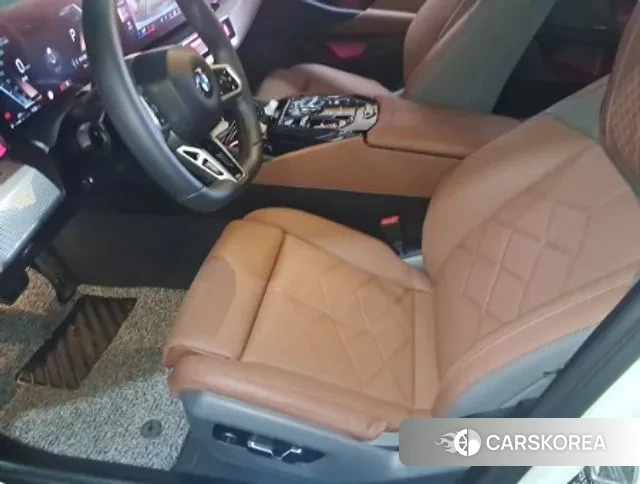 BMW 5 Series (G60) id 3502613 из Кореи 8