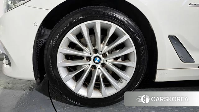 BMW 5 Series (G30) id 3796356 из Кореи 15