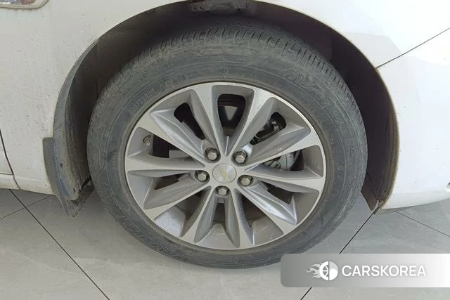 Chevrolet Cruze id 4213914 из Китая 12