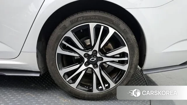 Renault Korea (Samsung) SM6 id 2480200 из Кореи 15