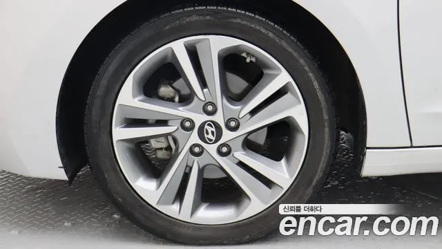 Hyundai Avante AD id 2840337 из Кореи 15