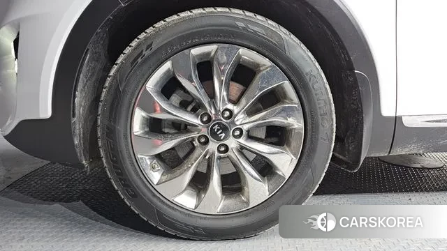 Kia The New Sorento id 3723494 из Кореи 15