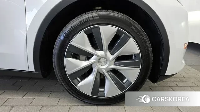 Tesla Model Y id 3354376 из Кореи 15