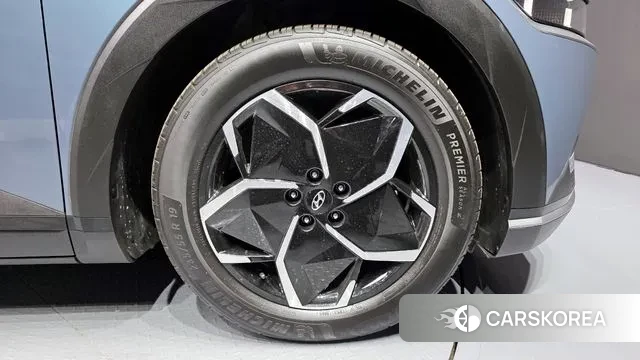 Hyundai Ionic 5 id 3438132 из Кореи 15