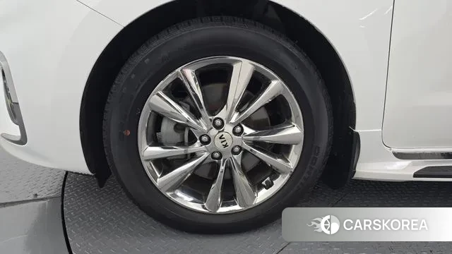 Kia The New Carnival id 3004789 из Кореи 15