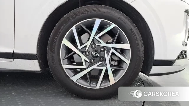 Hyundai Grandeur (GN7) id 3426325 из Кореи 15