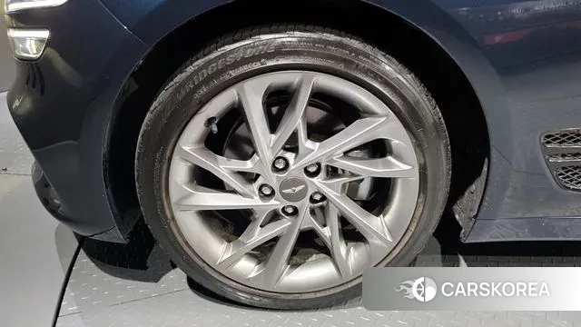 Genesis The New G70 id 3252922 из Кореи 15