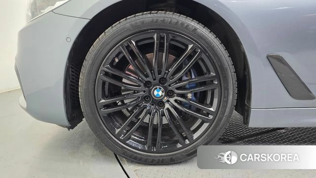 BMW 5 Series (G30) id 4684573 из Кореи 28