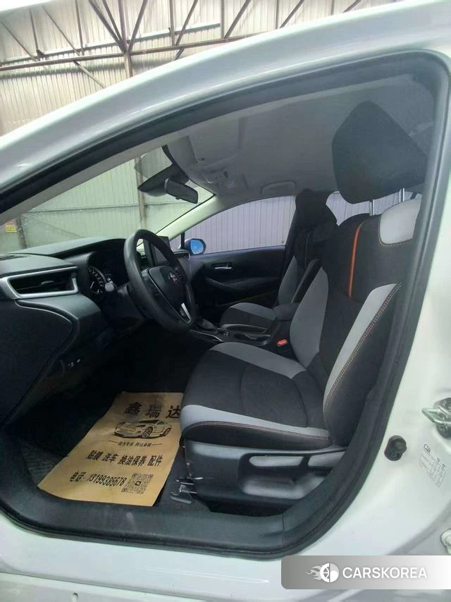 Toyota Corolla id 4257597 из Китая 16