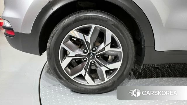 Kia Sportage The Bold id 4285483 из Кореи 25