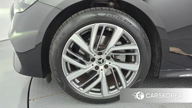 Mercedes-Benz E-Class W214 id 4527606 из Кореи 15
