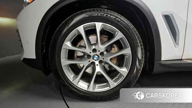 BMW X5 (G05) id 3942554 из Кореи 15