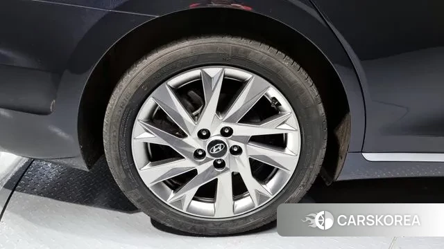 Hyundai The New Grandeur IG Hybrid id 3469285 из Кореи 15