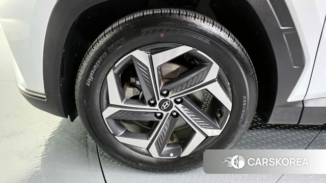 Hyundai Tucson (NX4) id 3818547 из Кореи 15