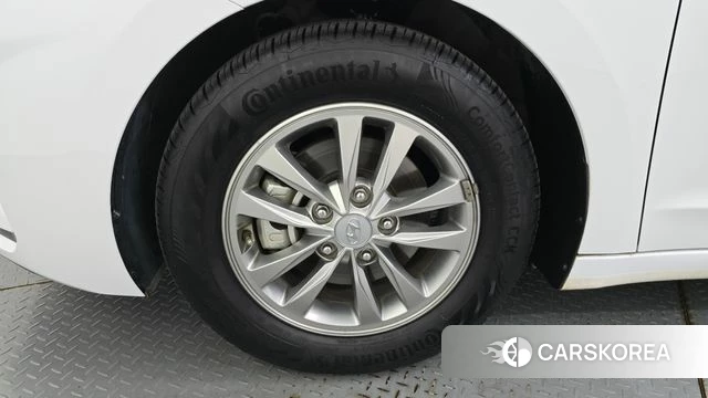Hyundai The New Avante AD id 4689222 из Кореи 26