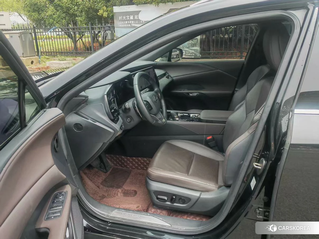 Lexus RX 2023 Черный из Китая, фото 5