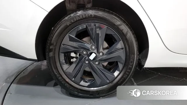 Hyundai Avante Hybrid (CN7) id 3377944 из Кореи 15