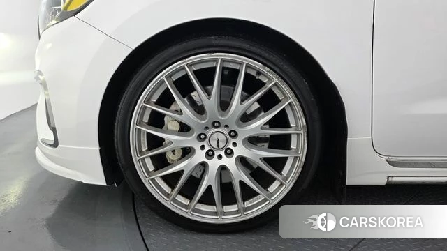 Kia The New Carnival id 3894037 из Кореи 15