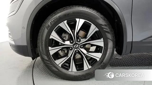 Renault Korea (Samsung) The New QM6 id 3003990 из Кореи 15