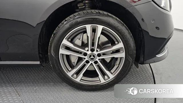 Mercedes-Benz E-Class W213 id 3529560 из Кореи 15