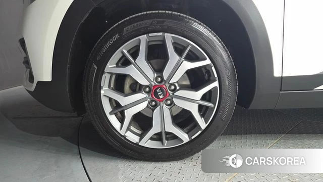 Kia Seltos id 4317640 из Кореи 26