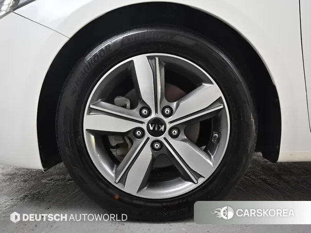 Kia The New K3 id 3061019 из Кореи 15