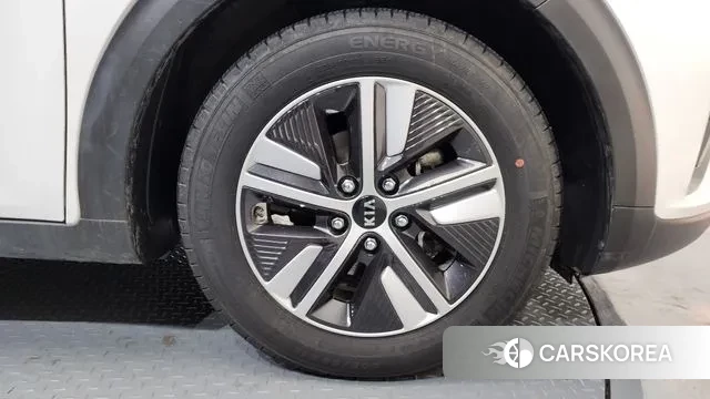 Kia The New Niro id 3494124 из Кореи 15