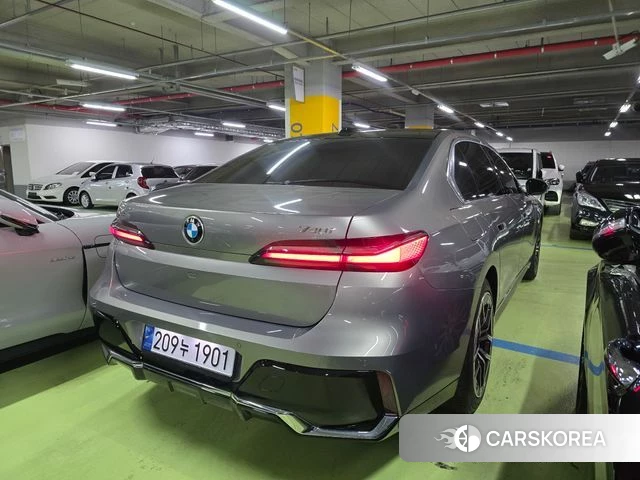 BMW 7 Series (G70) id 3922086 из Кореи 15