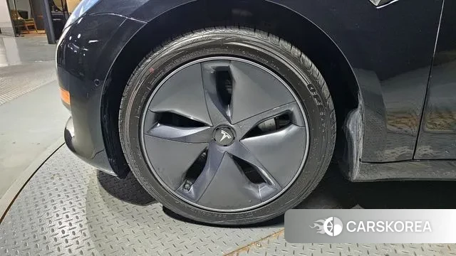Tesla Model 3 id 3095460 из Кореи 15