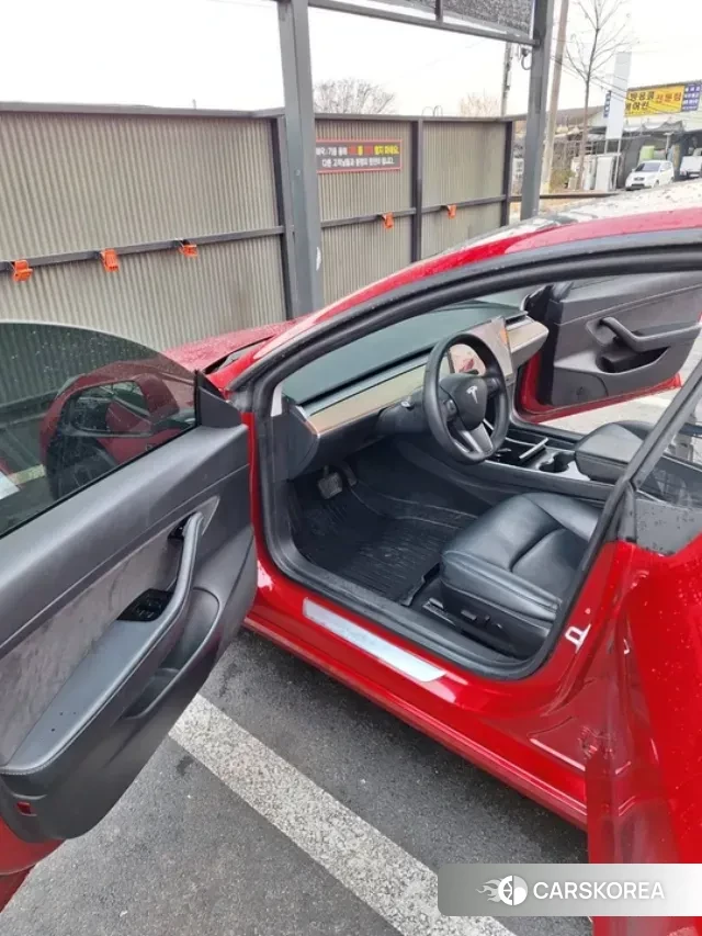 Tesla Model 3 2020 Красный из Кореи, фото 5