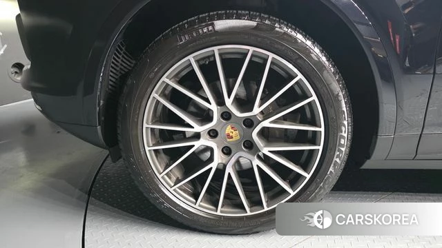 Porsche Cayenne (PO536) id 4250389 из Кореи 15