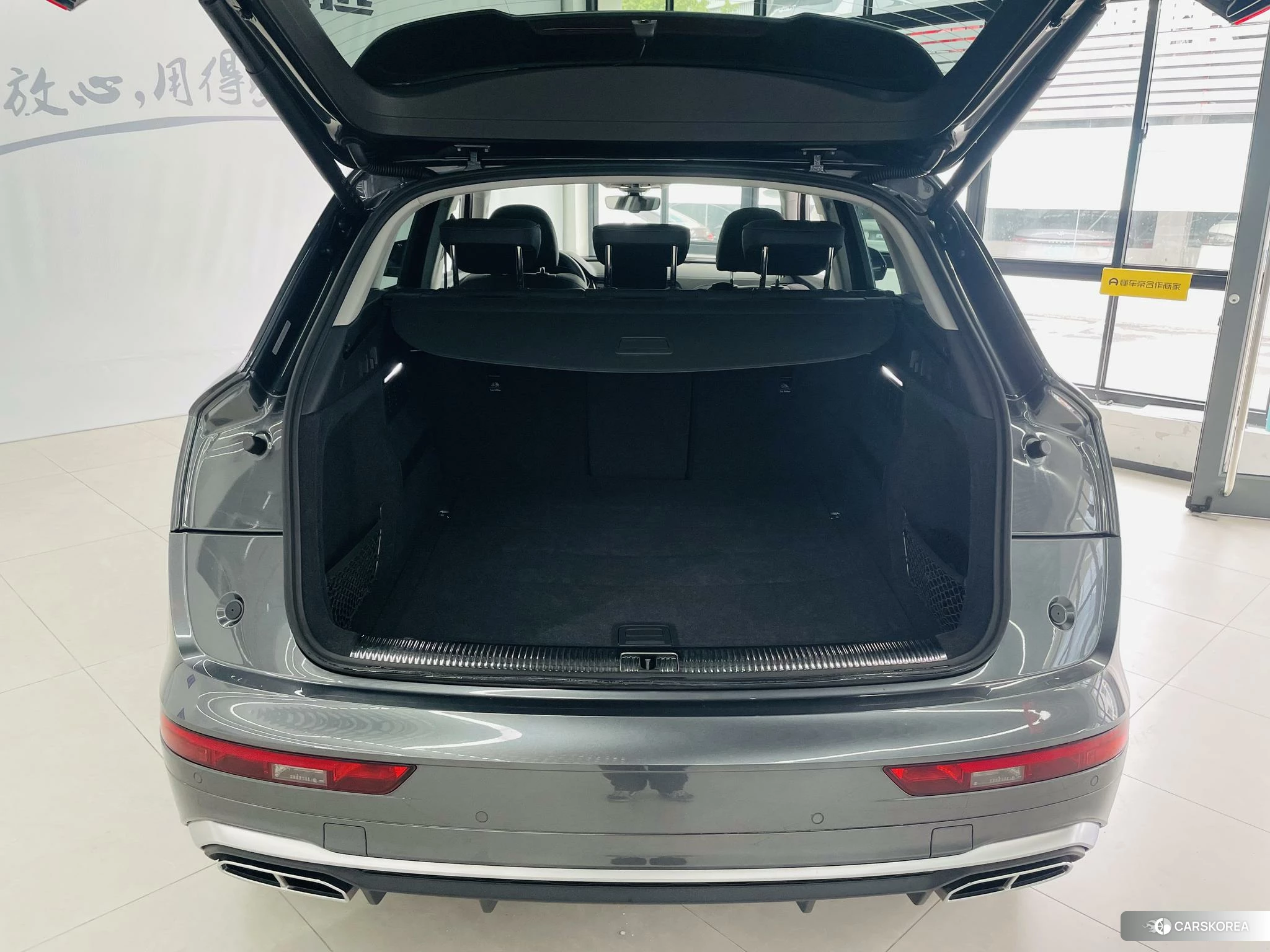 Audi Q5L id 4453747 из Китая 8