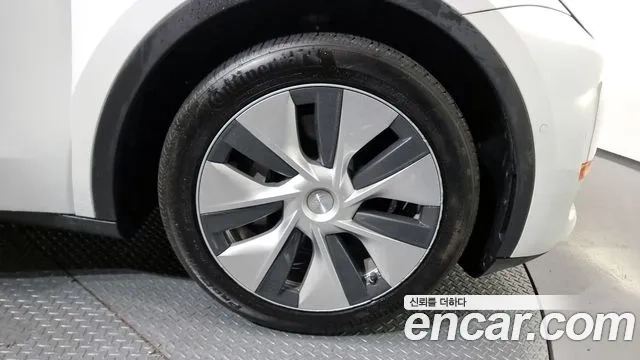 Tesla Model Y id 2858455 из Кореи 15