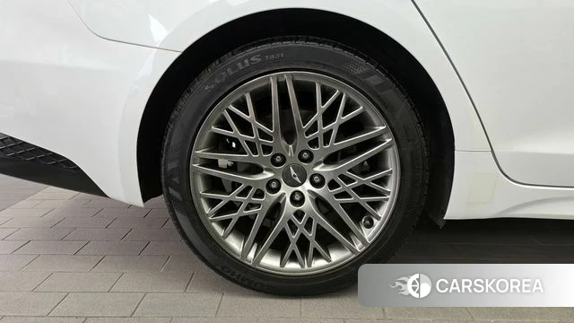 Genesis The New G70 id 4395956 из Кореи 31