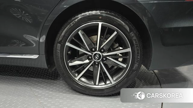 Hyundai The New Grandeur IG id 4667025 из Кореи 26