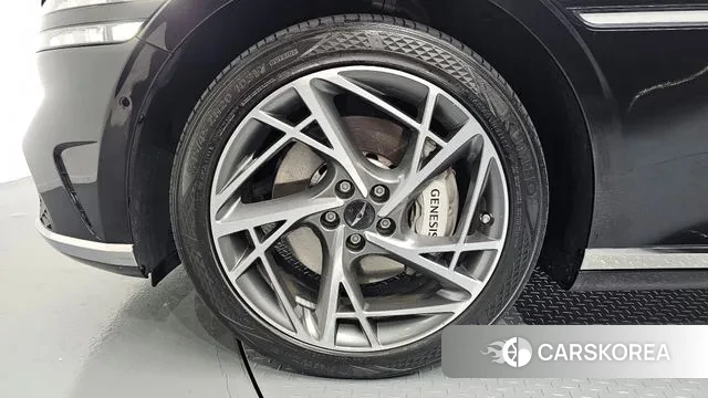 Genesis G90 (RS4) id 3268292 из Кореи 15