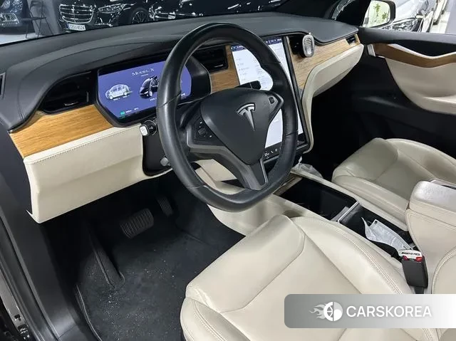 Tesla Model X id 2980878 из Кореи 12