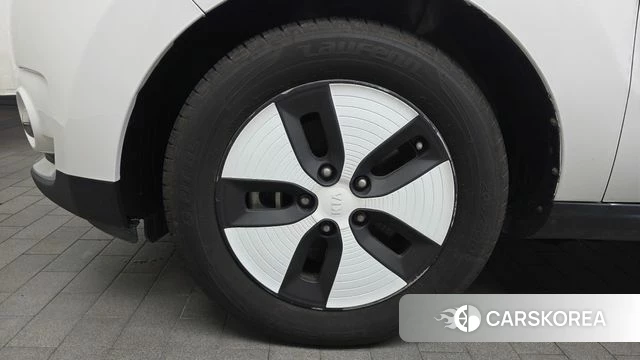 Kia Soul EV id 4642957 из Кореи 15
