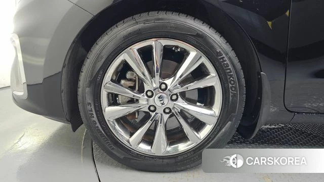 Kia The New Carnival id 4508216 из Кореи 27