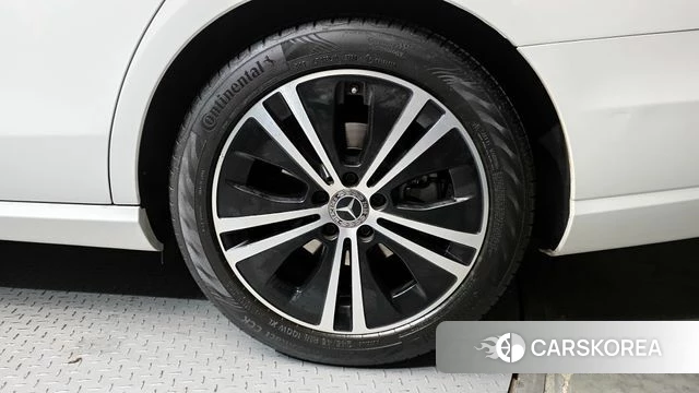 Mercedes-Benz E-Class W213 id 3853014 из Кореи 15